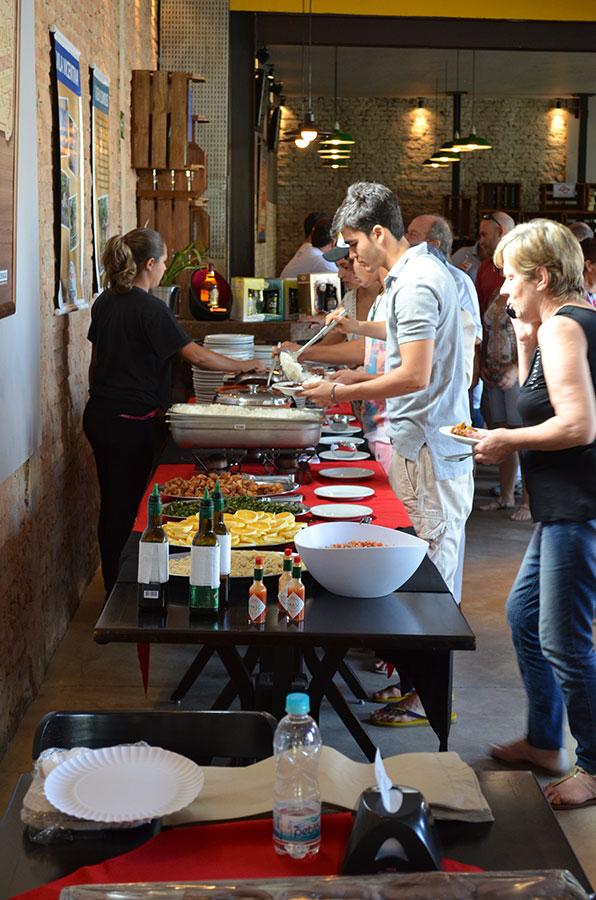 Feijoada beneficente Vila Vicentina